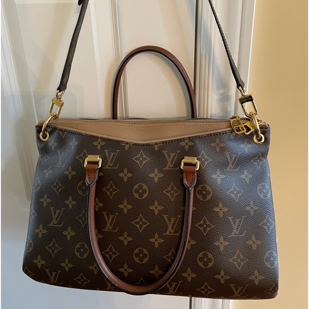 Louis Vuitton Pallas MM
